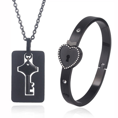 Pulseira Bracelete Cadeado Cravejado + Colar Chave para Casal